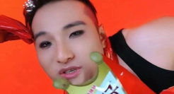 田一名带火“胳肢窝辣条”，麻辣王子天塌了！