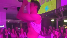 海底捞的男色擦边，该整顿了