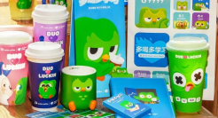 7月三波刷屏，瑞幸治好了我的联名审美疲劳