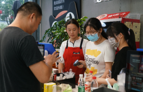 百万小店上“云”，零售通如何讲好小店故事？