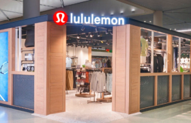 “中产收割机”lululemon，还能走多远？