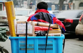 网约车司机、外卖小哥、摆摊大军疾速暴增，背后有何深意？