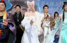“活菩萨”椰树，穿起了衣服！