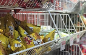 零食折扣赛道，“苦”加盟商否？